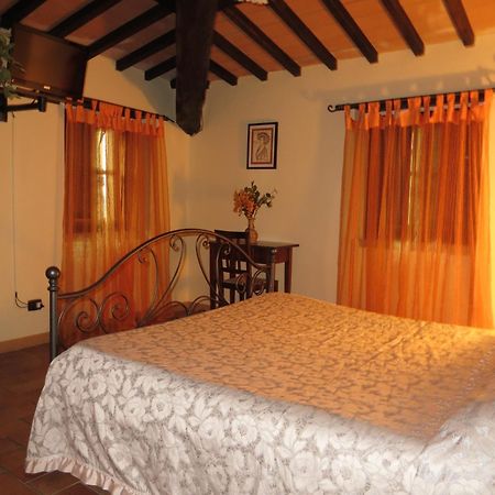 Agriturismo Casale Delle Lucrezie Todi Eksteriør billede