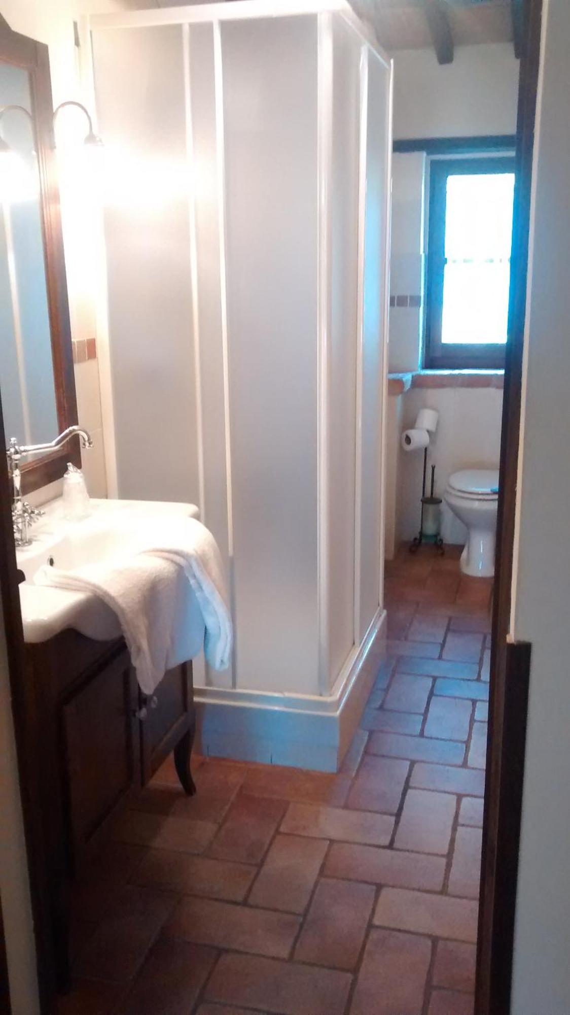 Agriturismo Casale Delle Lucrezie Todi Eksteriør billede