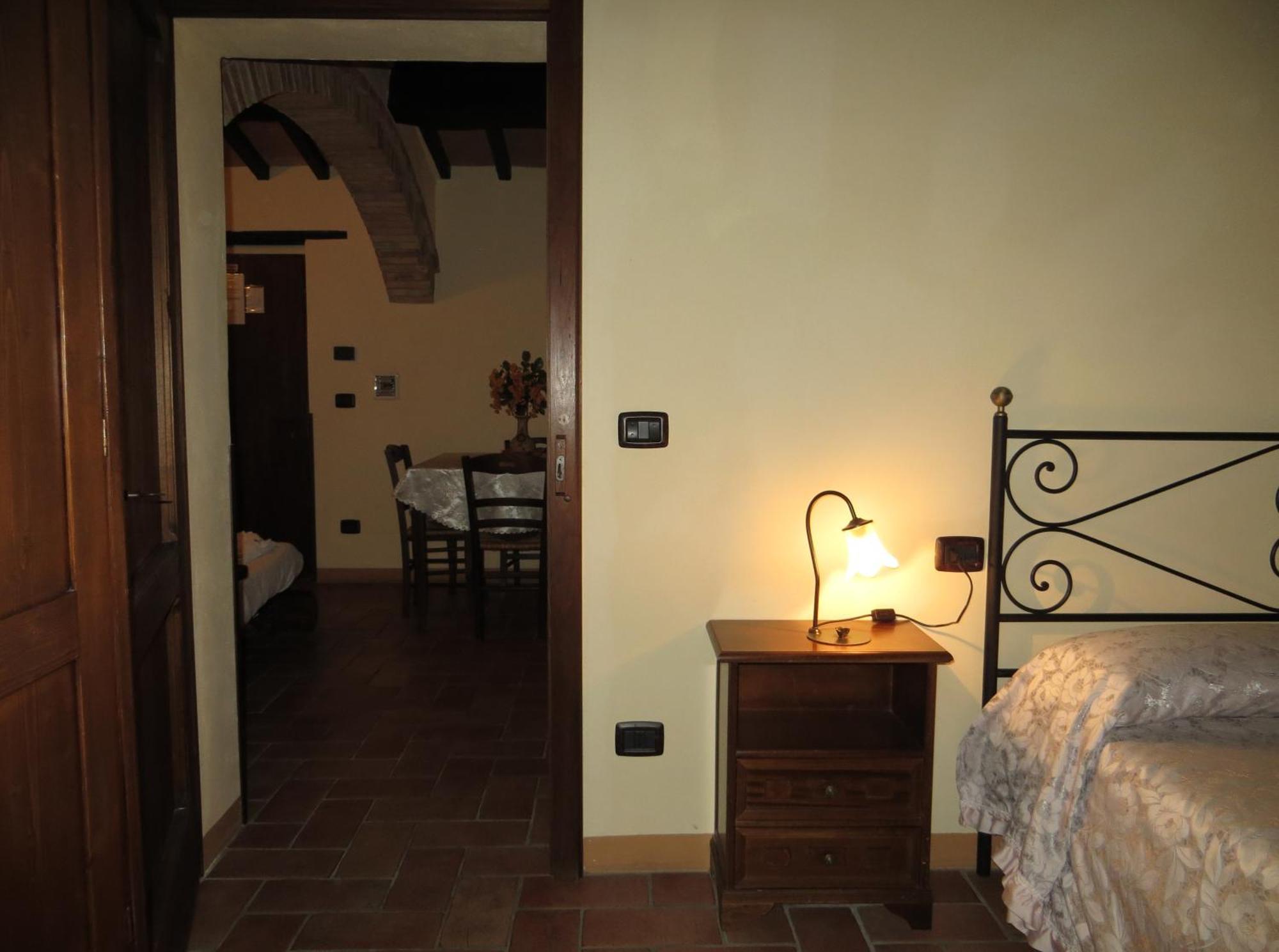 Agriturismo Casale Delle Lucrezie Todi Eksteriør billede