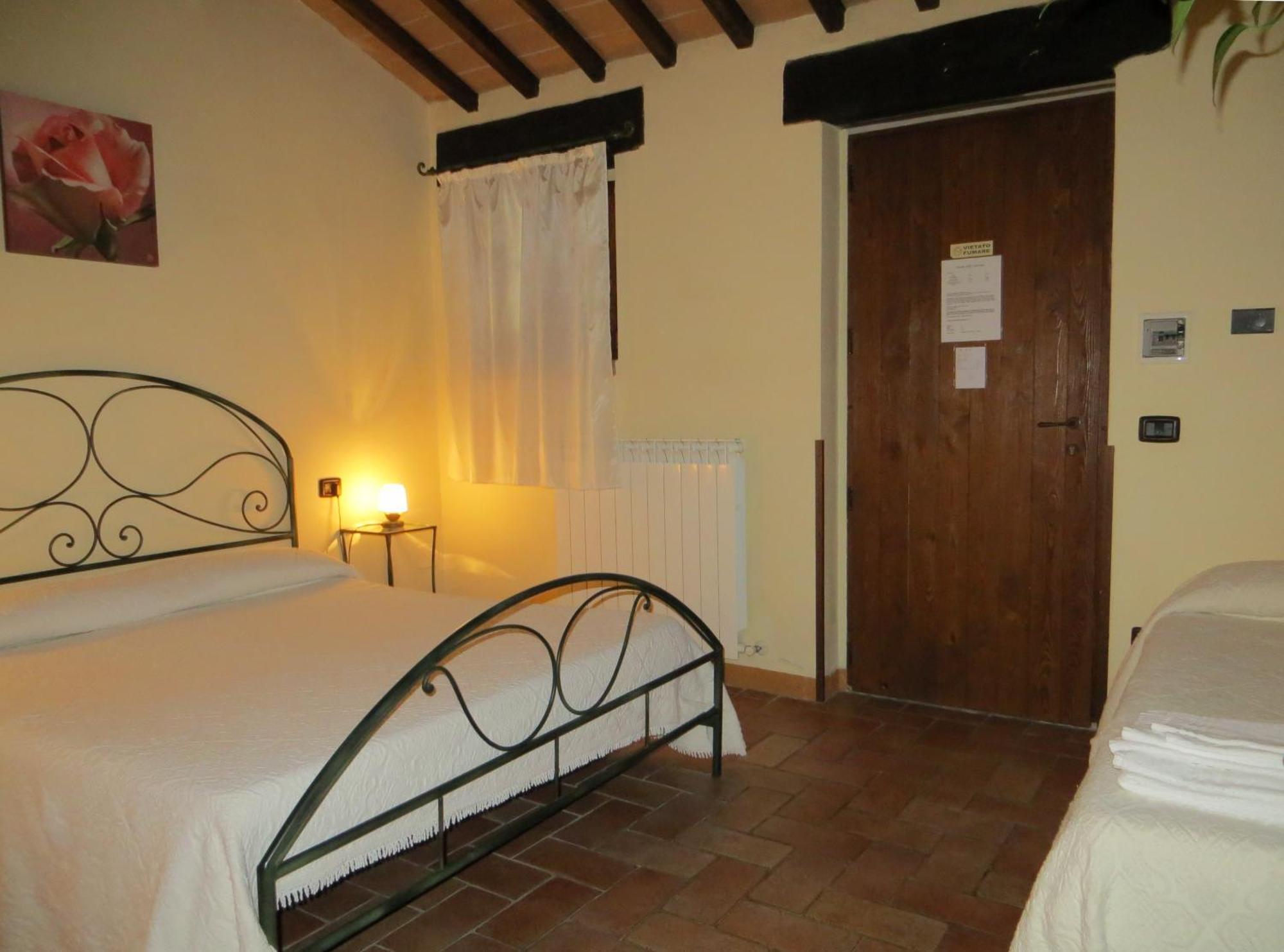 Agriturismo Casale Delle Lucrezie Todi Eksteriør billede