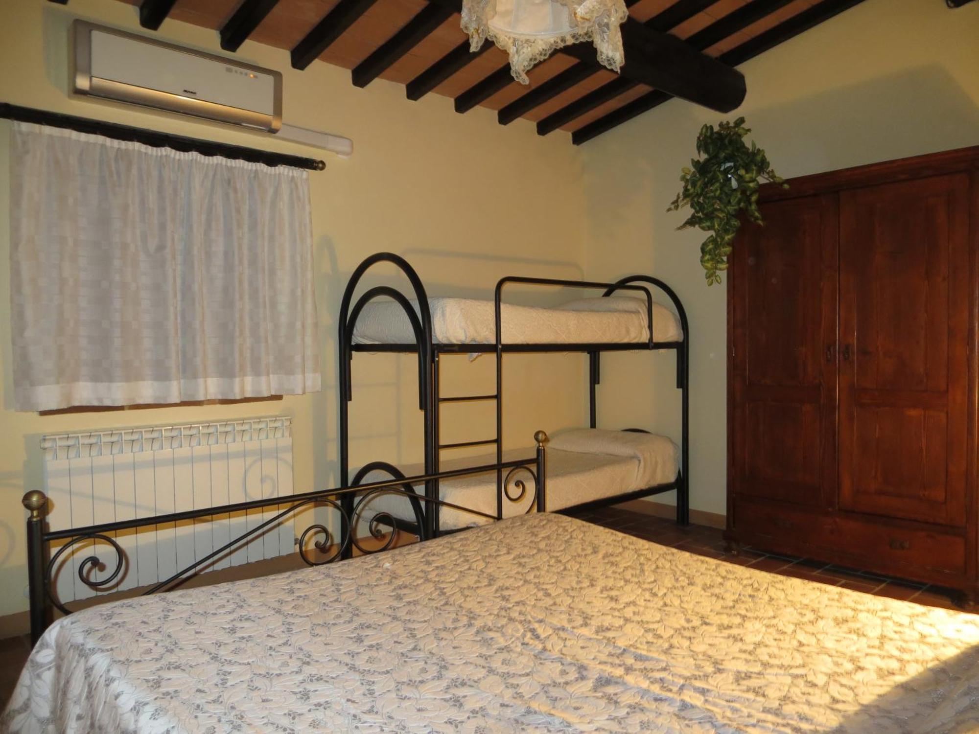 Agriturismo Casale Delle Lucrezie Todi Eksteriør billede