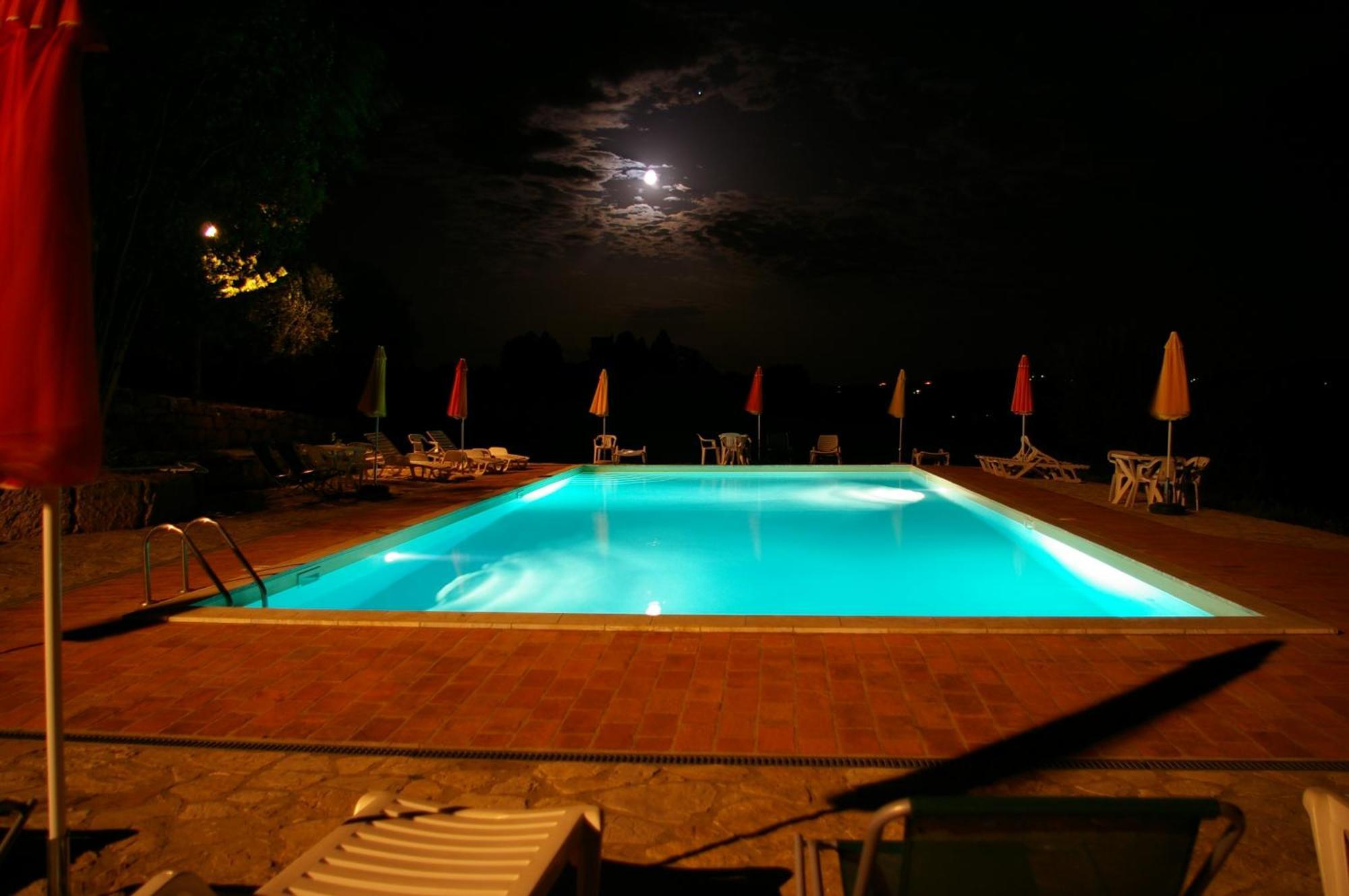 Agriturismo Casale Delle Lucrezie Todi Eksteriør billede