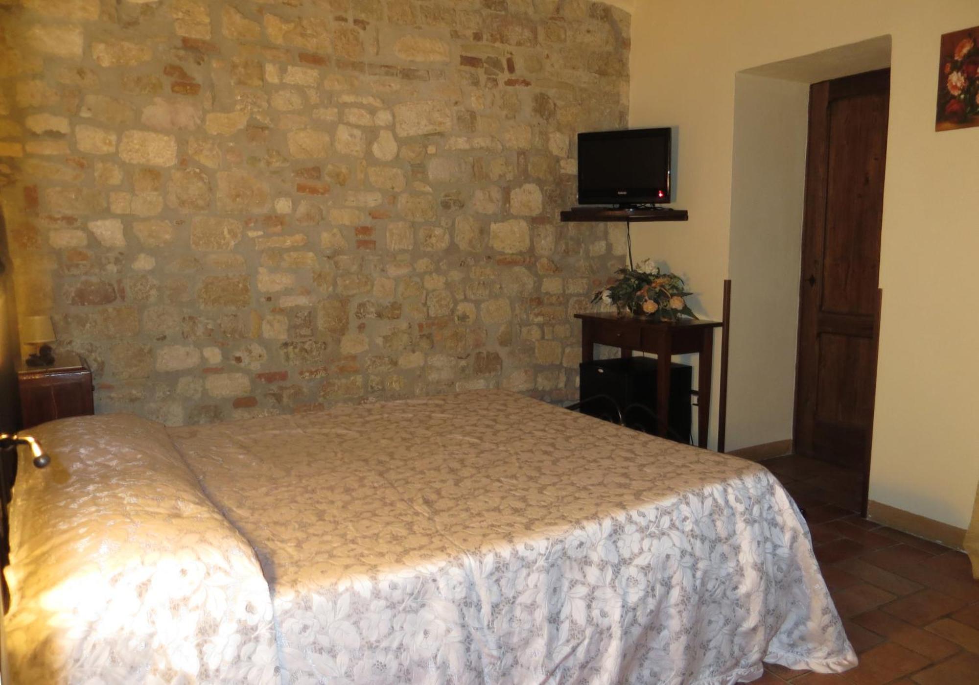 Agriturismo Casale Delle Lucrezie Todi Eksteriør billede
